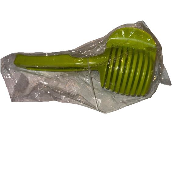Tomato Slicer Plastic Fruit Tomato Clip Holder Slicer Vegetable Lemon Potato - Picture 1 of 3